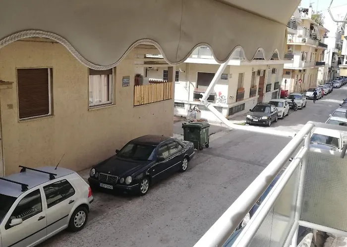 Leo Athens Apartment Near Tram Station